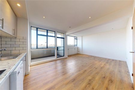 Claredale Street, Cambridge Heath, London, E2 6PG - Photo 2