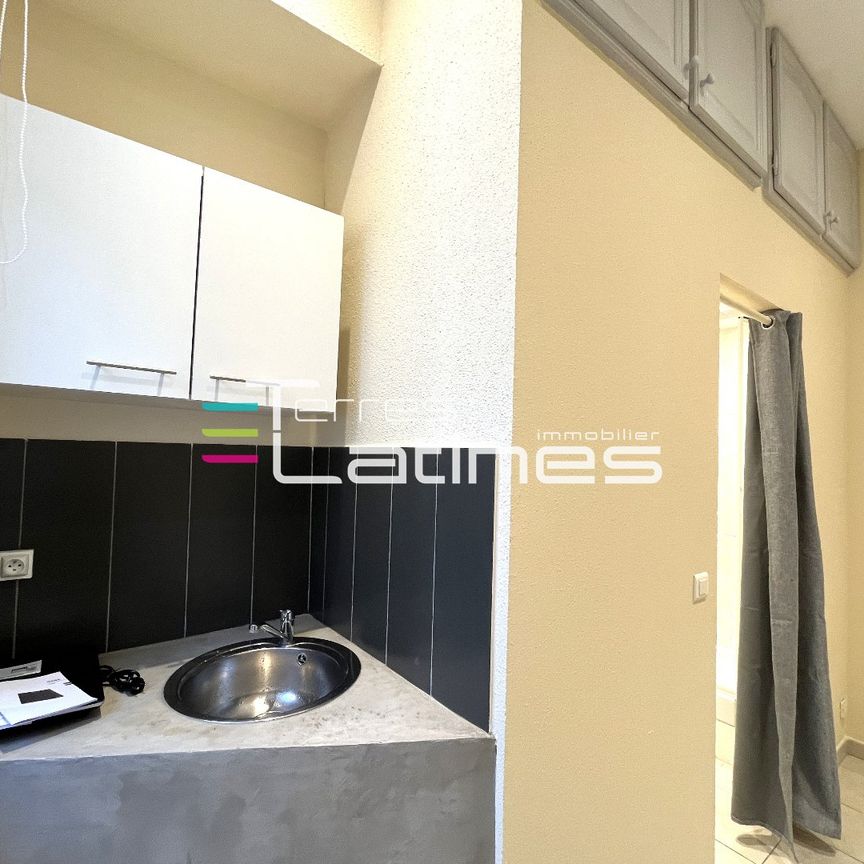 Location Appartement 1 pièce 9m² NIMES 30000 - Photo 1