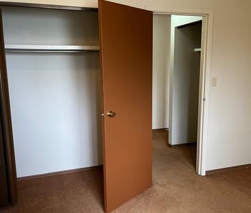 1 Bedroom Units in Clearview Meadows!! - Photo 6