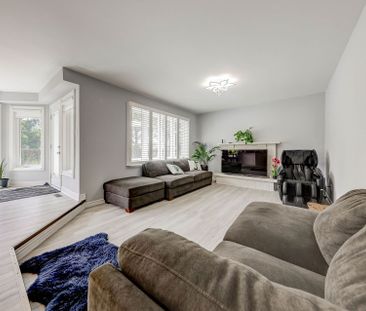 For Lease - 449 Alex Doner Drive, Newmarket, Ontario - Photo 3