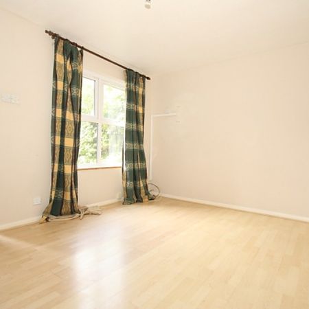 Hedgerley Court, Woking - Photo 4