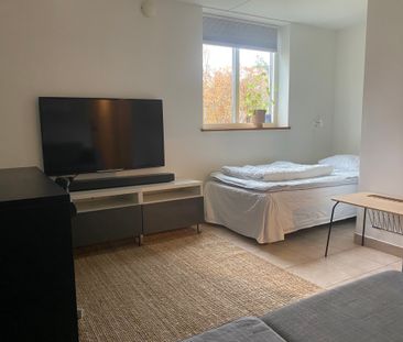 Per Hörbergs väg, Bromma - Foto 2