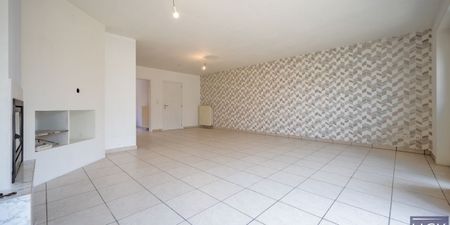 Woning te huur in Dentergem voor € 925 met 4 slaapkamers - Photo 2