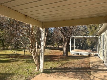 Four Bedroom House - Photo 4