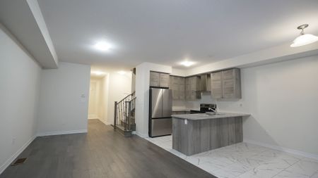 For Lease - 50 Ever Sweet Way, Thorold, Ontario - Photo 5