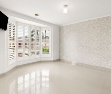 Family Home in prime location - Photo 2