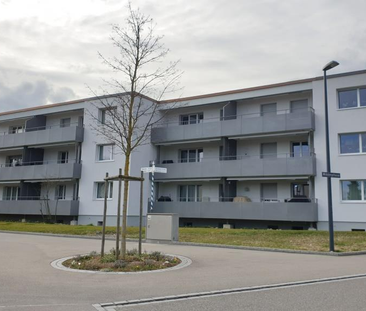 4-Zimmerwohnung mit grossem Balkon zu vermieten - Photo 2