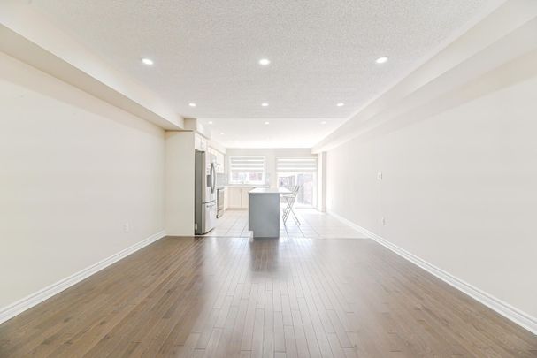 For Lease - 35 Finegan Circle, Brampton, Ontario - Photo 1