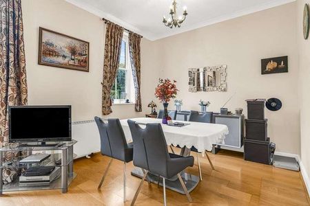 Courtyard Mews, Chapmore End, SG12 - Photo 5