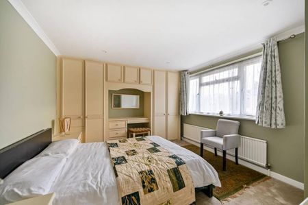 4 bedroom detached house to rent - Photo 5