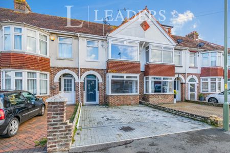 3 bedroom house to rent Hastings Avenue, Gosport, PO12 - Photo 3