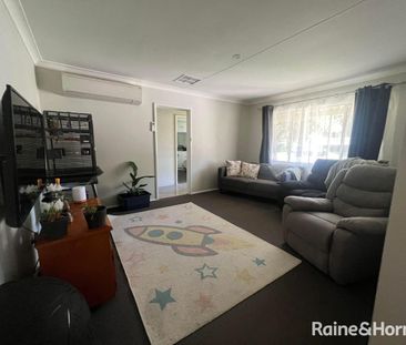 70 Wilburtree Street, Tamworth, NSW 2340 - Photo 2