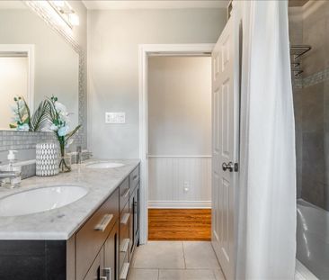 For Lease - 1424 Indian Road, Mississauga, Ontario - Photo 3