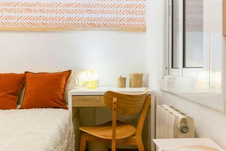 Gran Via de les Corts Catalanes, Barcelona, Catalonia 08004 - Foto 2