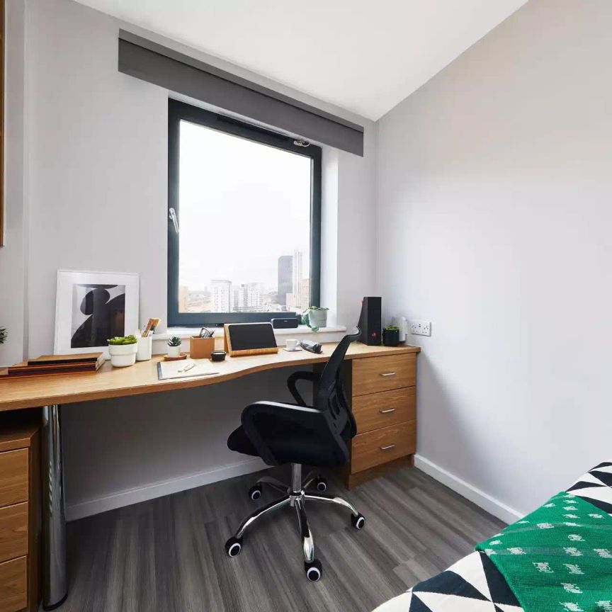 Silver Ensuite - Photo 1