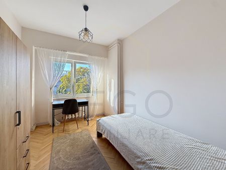 Apartament cu 3 camere, 70 mp, 2 bai, balcon, in Centru - Photo 5