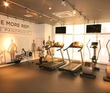 1 Bed Flat, Panoramic Tower, E14 - Photo 2