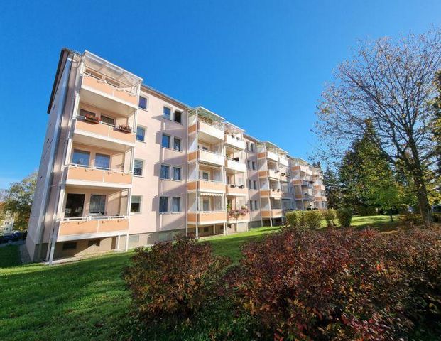 Helle 2-Raumwohnung mit Balkon - Photo 1