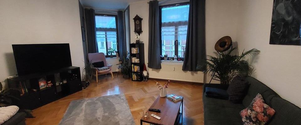 Zentrale 2-Raum-Wohnung mit Wintergarten & Stellplatz in Bernburg - Foto 1
