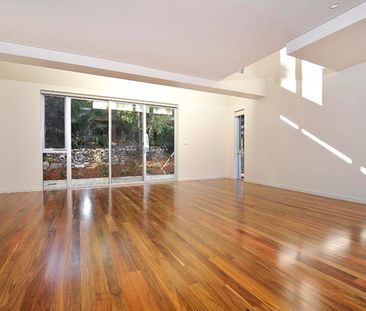 9/99 Eastern Valley Way, Castlecrag NSW 2068 - Townhouse For Rent |... - Photo 1