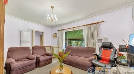 15 Barbara Avenue, Dandenong North - Photo 5