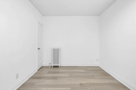 For Lease - 894 Eglinton Avenue Unit# 1, Toronto, Ontario - Photo 5