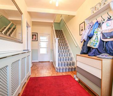 3 bedroom terraced house to rent - Photo 2