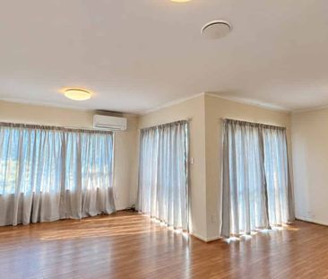 Flat Bush, 3 bedrooms - Photo 5