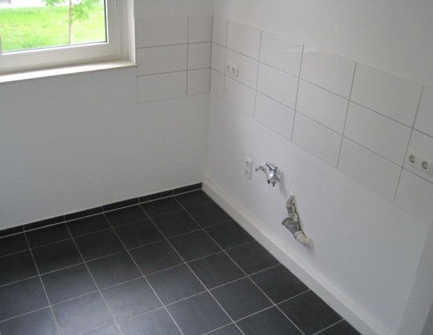 2017 Sanierte und Renovierte 2-Zimmer Whg. mit Balkon - Foto 1