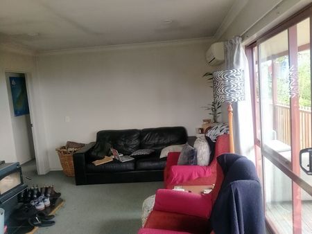 4BR house in Dalmore with great views - Photo 5