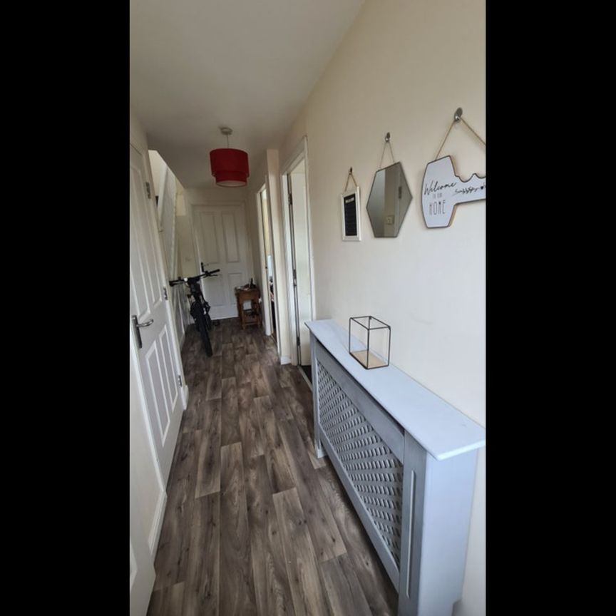 Room in a Shared House, Falconwood Way, M11 - Photo 1