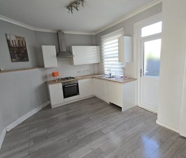 2 Bed Terraced House, Sangley Road, SE6 - Photo 5