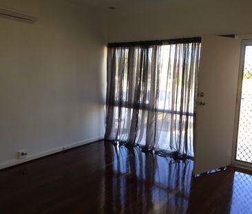 Cottage Style 3 Bedroom Home - Photo 1