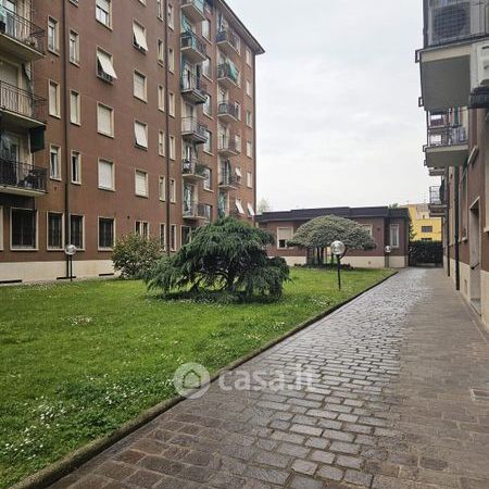 Bilocale in Affitto in Via Santa Monica 3 a Milano - Foto 1