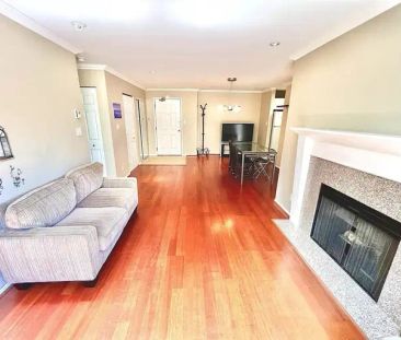 Spacious 2 bed 2 bath near Cambie and W 7th intersection | Vancouver - Photo 1