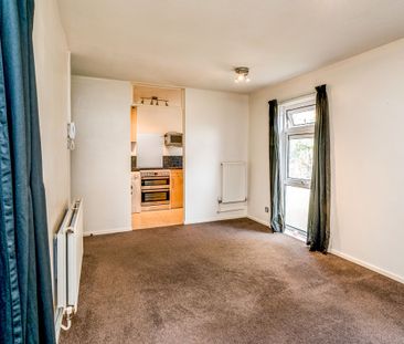 1 bedroom property to rent - Photo 4