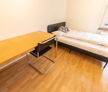 WG room for rent in a very central location - Photo 2