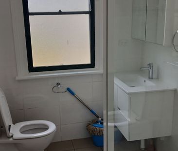 REFURBISHED STUDIO - Photo 1