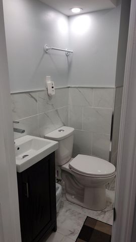 For Lease - 224 Ellington Drive, Toronto, Ontario - Photo 5