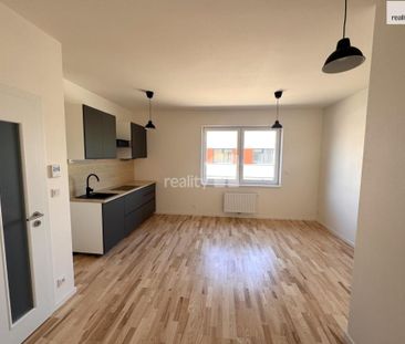 Pronájem bytu 1+kk 34 m2 - Фото 1