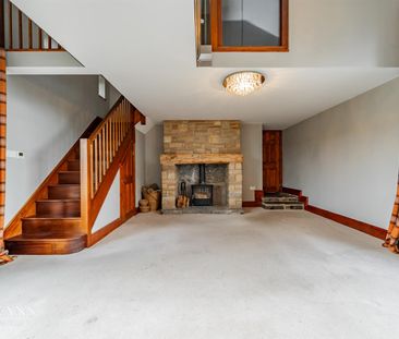 Whinney Lane, Langho, Blackburn - Photo 1