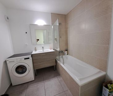 Location Appartement 3 pièces 66m² AYSE 74130 - Photo 5