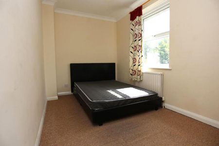 4 bedroom house to rent - Photo 5