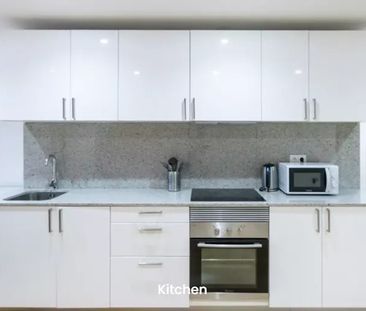 Carrer de Troia, Valencia, Valencian Community 46007 - Photo 4