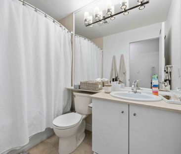 For Lease - 300 Bloor Street Unit# 2507, Toronto, Ontario - Photo 5