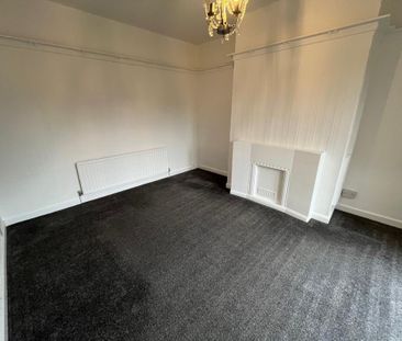 2 bedroom semi-detached house to rent - Photo 2