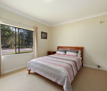 Coastal Living Close to Pittwater - Photo 2