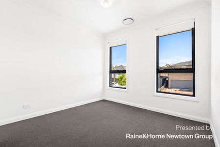 Modern Family Living - Photo 3