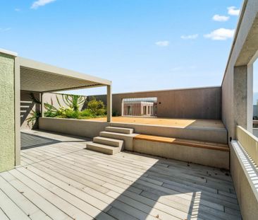 Neubauwohnung mit beeindruckender Raumhöhe und exklusivem Dachgarten - Photo 4