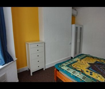 1 Bed Flat, Queensland Avenue, CV5 - Photo 2